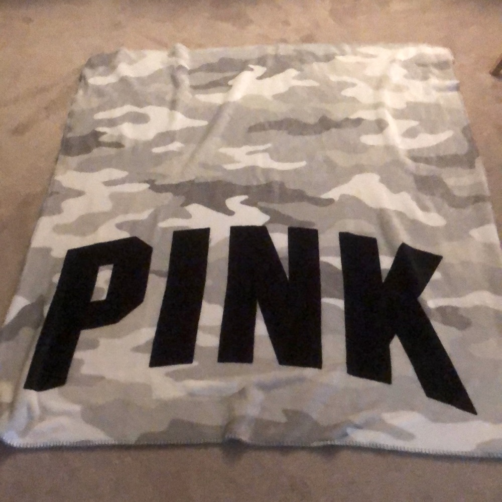 Gray Camo plush throw